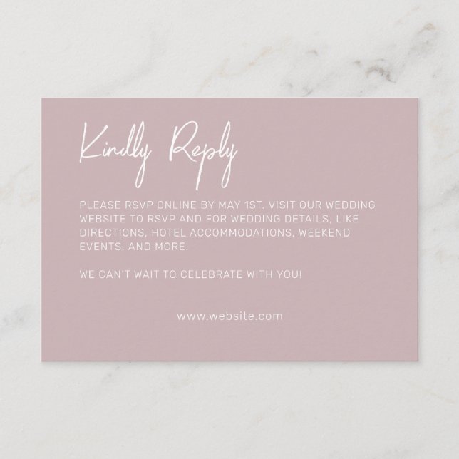 Minimalistische Typografie Helle Rose RSVP Karte (Vorderseite)