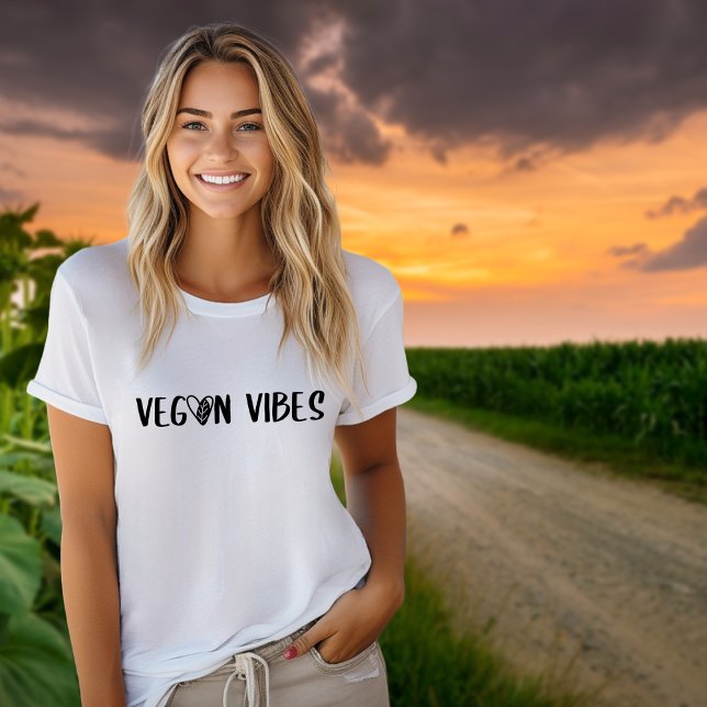 Minimalistische Vegane Schwarze Vibes, Aktivismus T-Shirt (Von Creator hochgeladen)