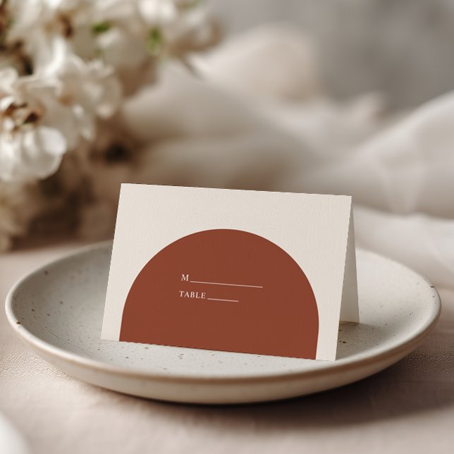 Minimalistische verbrannte Orange rustikale Boho-B Platzkarte (Von Creator hochgeladen)