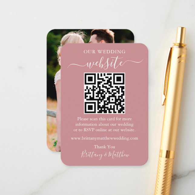 Minimalistische Wedding Website Foto QR Dusty Rose Begleitkarte (Vorderseite/Rückseite Beispiel)