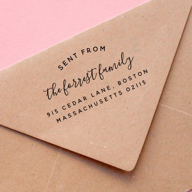 Minimalistischer Familienname aus der Rücksendeadr Gummistempel (Rubber Stamp Mock-up)