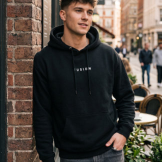Minimalistischer FUSION-Schriftzug Schwarzer Kapuz Hoodie