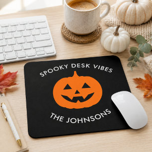 Minimalistischer gruseliger Schreibtisch – Persönl Mousepad