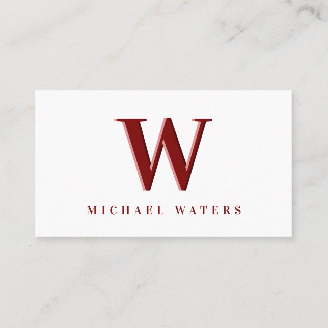 Minimalistischer Maroon Monogram Logo Embossed Eff Visitenkarte (Vorderseite)
