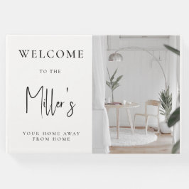 Minimalistischer Miete für einen Urlaub in Black & Gästebuch