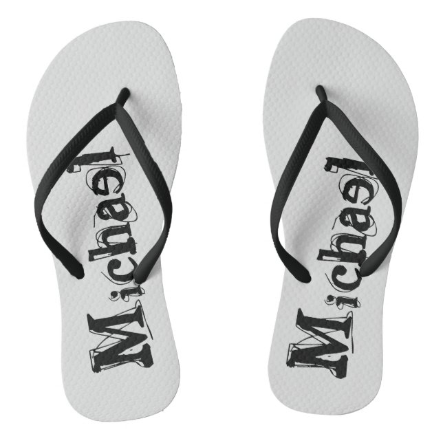 Minimalistischer moderner Monogramm-Name schwarz g Flip Flops (Fußbett)