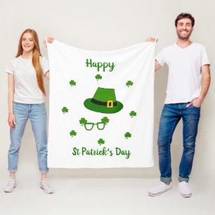 Minimalistischer Niedlicher Happy St Patrick's Day Fleecedecke