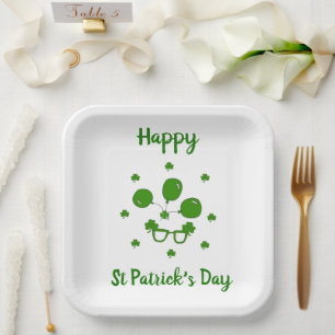 Minimalistischer Niedlicher Happy St Patrick's Day Pappteller