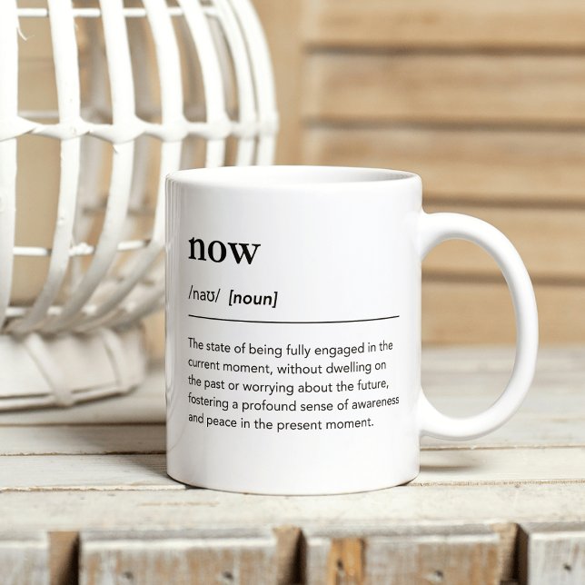 Minimalistischer Power der Jetzt-Bewusstsein-Defin Kaffeetasse (Von Creator hochgeladen)