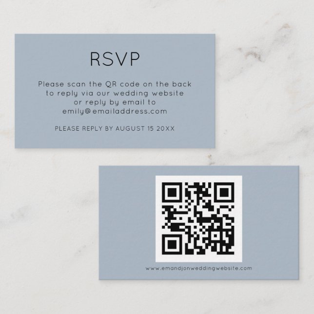 Minimalistischer QR Code Dusty Blue Wedding RSVP E Begleitkarte (Vorne/Hinten)