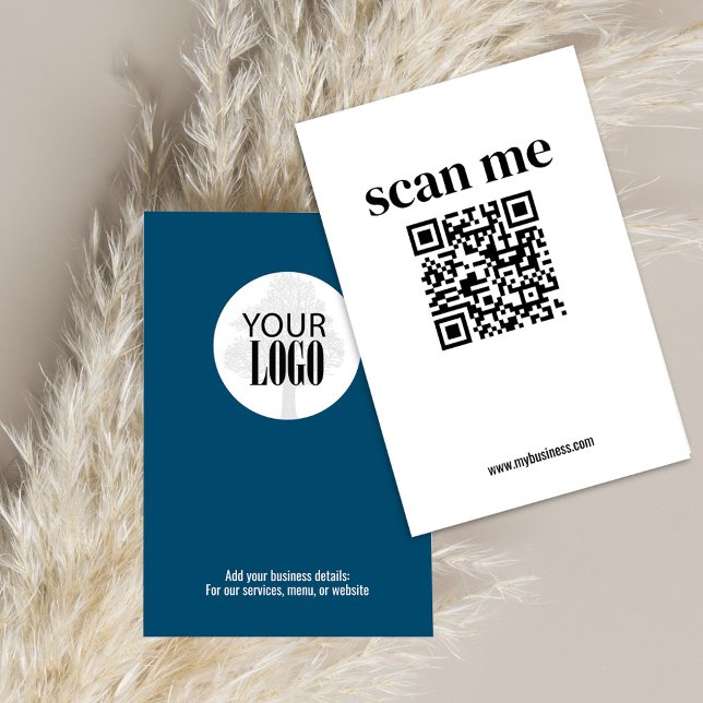 Minimalistischer QR-Code für einfache Unternehmen  (Blue and white simple logo and QR code display card.)