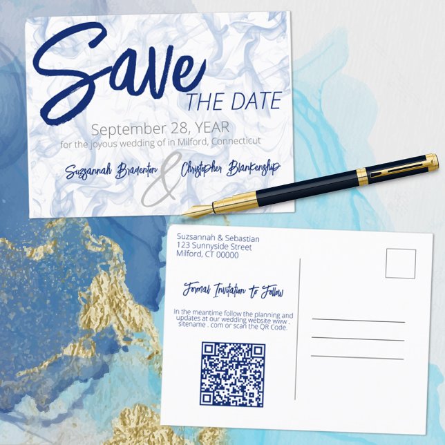 Minimalistischer QR-Code für Smokey Blau und Weiß Ankündigungspostkarte (Von Creator hochgeladen)