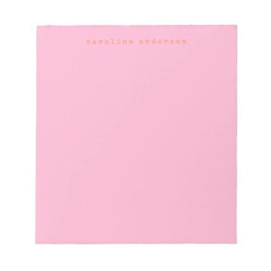 Minimalistischer Retro-SchreibmaschinenSchriftart  Notizblock