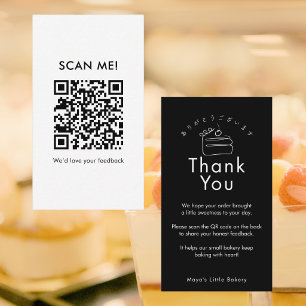 Minimalistischer schwarzer Kuchen Bewerten Sie QR- Visitenkarte