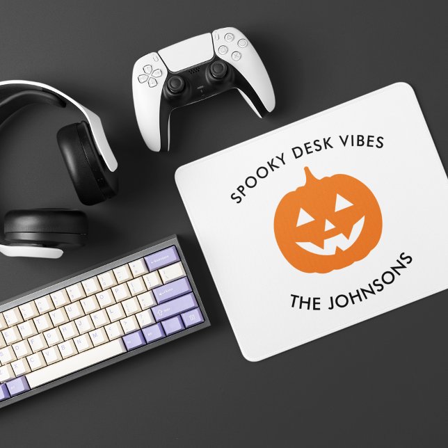 Minimalistischer Spooker-Schreibtisch - Personalis Mousepad (Von Creator hochgeladen)