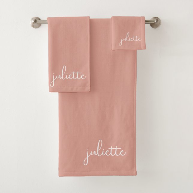 Minimalistischer Staubrosa Personalisiert Badhandtuch Set (Insitu)