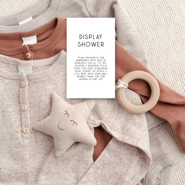 Minimalistischer Text Schwarz-weiß Baby Display Du Begleitkarte (Small enclosure to send with your invitations)