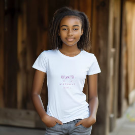 Minimalistischer Vintager Bow Lila Geburtstagskind T-Shirt