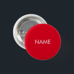 Minimalistischer, weißer individuelle Name Button<br><div class="desc">Minimalistischer Text in Rot und Weiß individuelle Name oder Monogramm moderne elegante Button-Taste. Anpassbarer weißer Text, roter schlichter Hintergrund.</div>