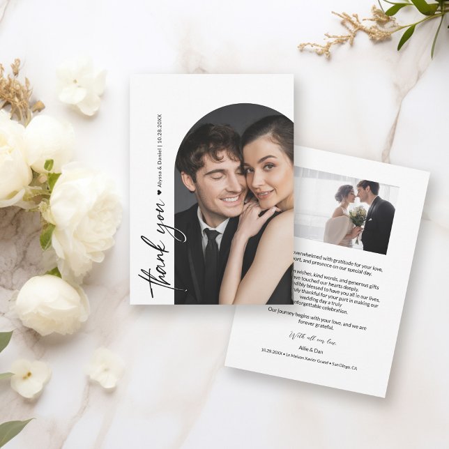 Minimalistisches Arch Foto Schwarz-Weiß-Hochzeit Dankeskarte (Simple, stylish wedding thank you photo cards)