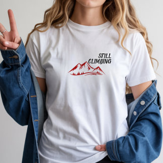 Minimalistisches Berg-Shirt mit einfachem Liniende T-Shirt