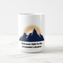 Minimalistisches Berg- und Sonnenstrahl-Design