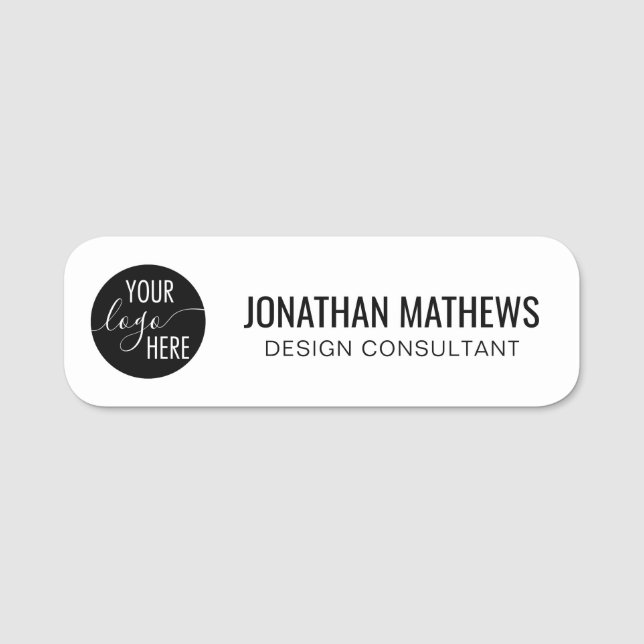 Minimalistisches Berufliches White Company Logo Namensschild (Vorderseite)