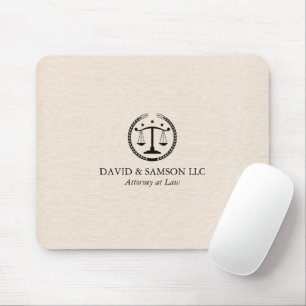Minimalistisches Black Justice Logo auf Beige Line Mousepad