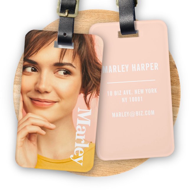 Minimalistisches Foto Full Foto Einfach Niedlicher Gepäckanhänger (Von Creator hochgeladen)