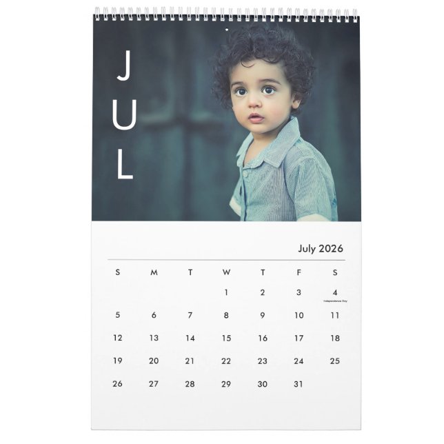 Minimalistisches Foto für einfachen Monat Kalender (Jul 2026)