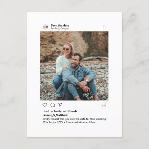 Minimalistisches Foto im Instagraformat Ankündigungspostkarte