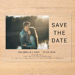 Minimalistisches Foto Save the Date Acryleinladungen
