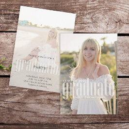Minimalistisches Graduate Simple Modern Two Foto Einladung