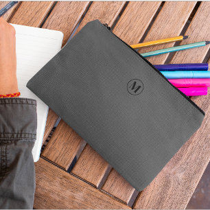 Minimalistisches, grau-schwarzes Monogramm Zubehörtasche