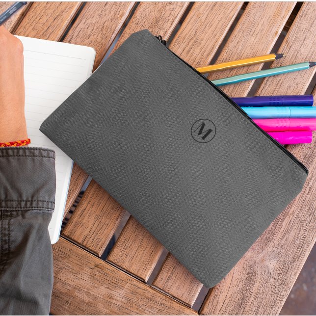 Minimalistisches, grau-schwarzes Monogramm Zubehörtasche (Von Creator hochgeladen)