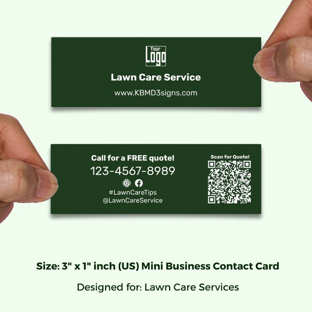 Minimalistisches Grün- und Weiß-Logo CTA QR-Code Mini Visitenkarte (Minimalist Green & White Logo CTA QR-code Mini Business Card; Size 3 x 1 inch US)