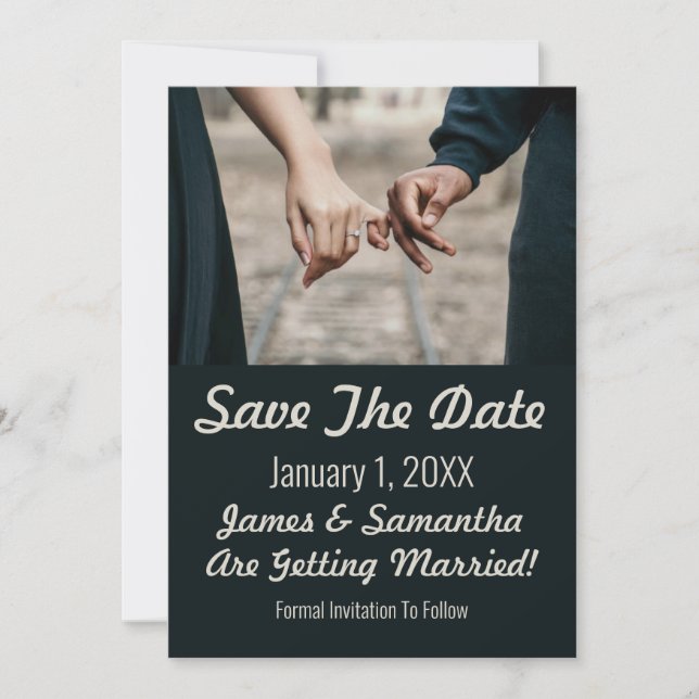 Minimalistisches Holding-Hands-Foto Save the Date (Vorderseite)