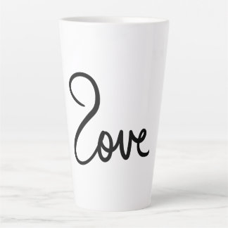 Minimalistisches "Liebe"-Wort-Typografie-Design Milchtasse