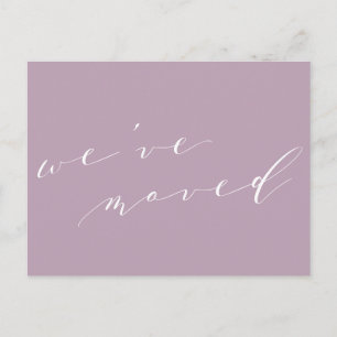 Minimalistisches Lilac-Skript Wir bewegten neue Zu Postkarte
