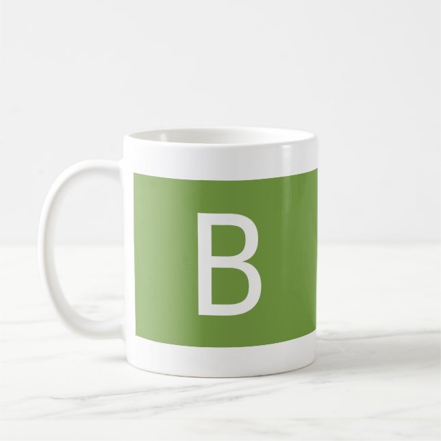 Minimalistisches Mit Monogramm, schlichtes Grün Kaffeetasse (Links)
