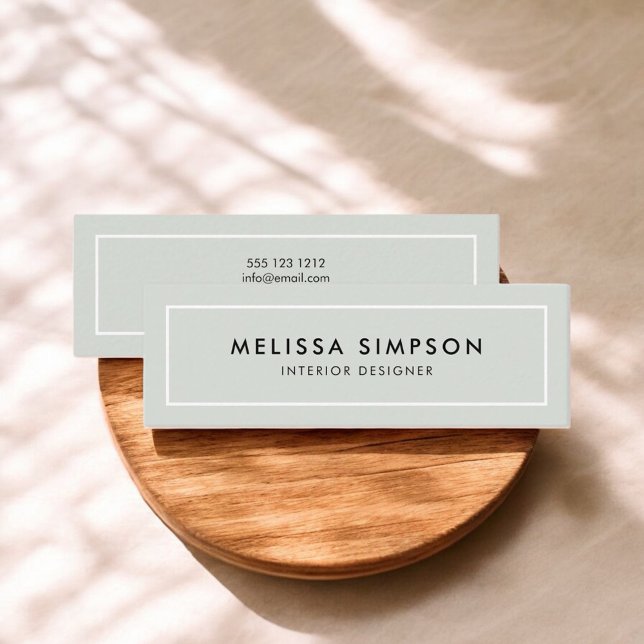 Minimalistisches Modern Sage Green Mini Visitenkarte (Von Creator hochgeladen)