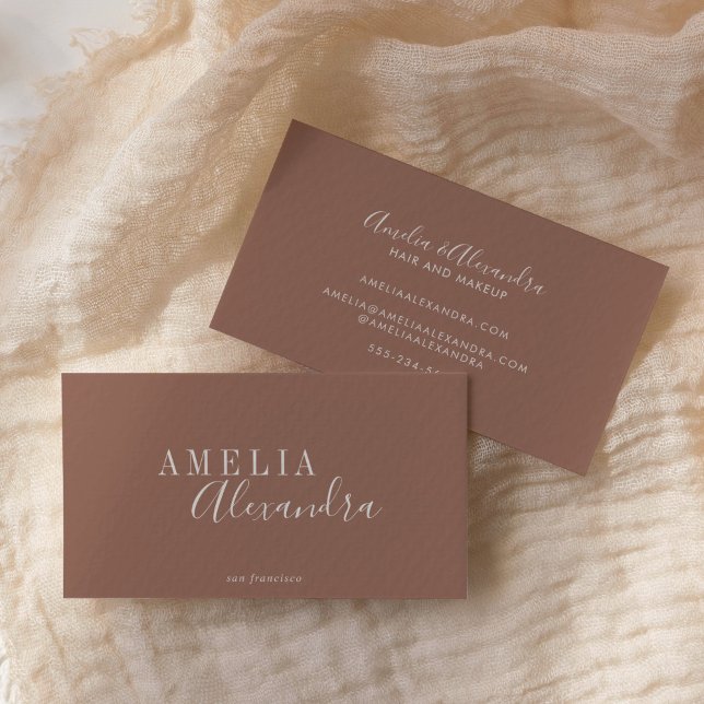 Minimalistisches modernes Drehbuch Boho Chic Terra Visitenkarte (Von Creator hochgeladen)