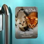 Minimalistisches modernes Foto Save the Date Hochz Magnet<br><div class="desc">Elegantes Foto zum Hochzeitstag. Sie können Ihr Foto leicht auf Save the Date Vorlage ersetzen. Die Verlobung Hochzeitseinladung Foto-Karte Magnets . Budget-Event-Karte für Erinnerungen. Einfache und stilvolle Save the Date Verlobung-Karte. Woll dieses Design auf einer Karte, Kartenstock dickeres Papier? Karo unsere Save the Date Kartenkollektion aus. Das ist Budget Foto...</div>