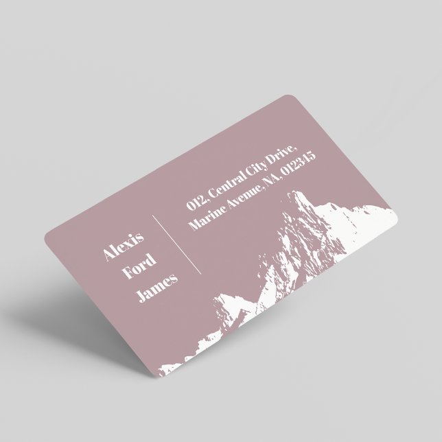 Minimalistisches, modernes Gebirge in hellrosa (Von Creator hochgeladen)