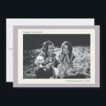 Minimalistisches modernes Mute Lilac Hanukkah Foto Feiertagskarte<br><div class="desc">Minimalistisch moderne Mute Lilac Hanukkah Foto Holiday Card</div>