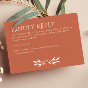 Minimalistisches Monogramm, gestreiftes Kupfer rot RSVP Karte
