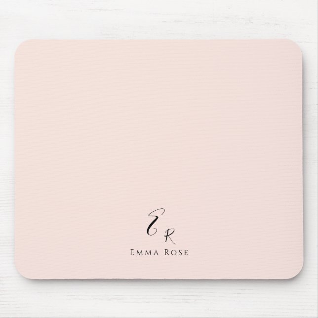 Minimalistisches Monogramm Name Elegantes Rosa Mousepad (Vorne)