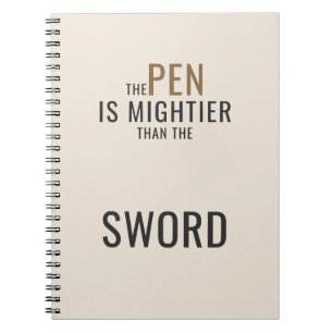 Minimalistisches Notizbuch mit dem Zitat Pen Is Mi Notizblock