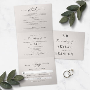 Minimalistisches Off-White in einem Hochzeitssembl Dreifach Gefaltete Einladung