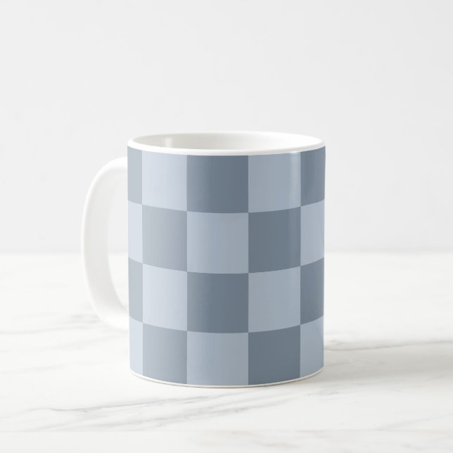 Minimalistisches Puderblau-Schachbrettmuster Kaffeetasse (Vorderseite Links)